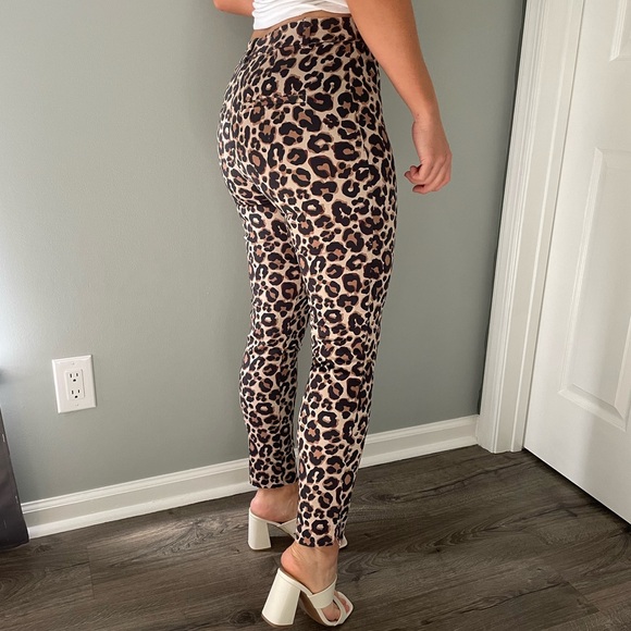 ✨Leopard Print Pants✨ - Picture 1 of 6